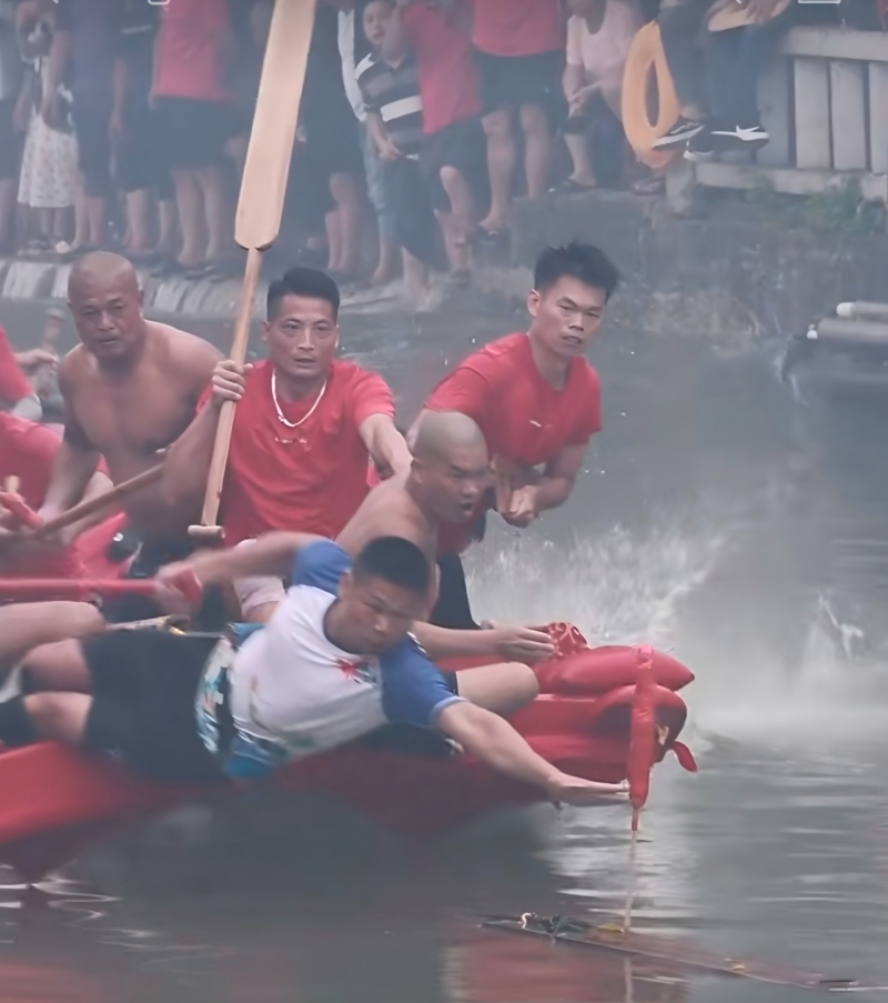 ����н���